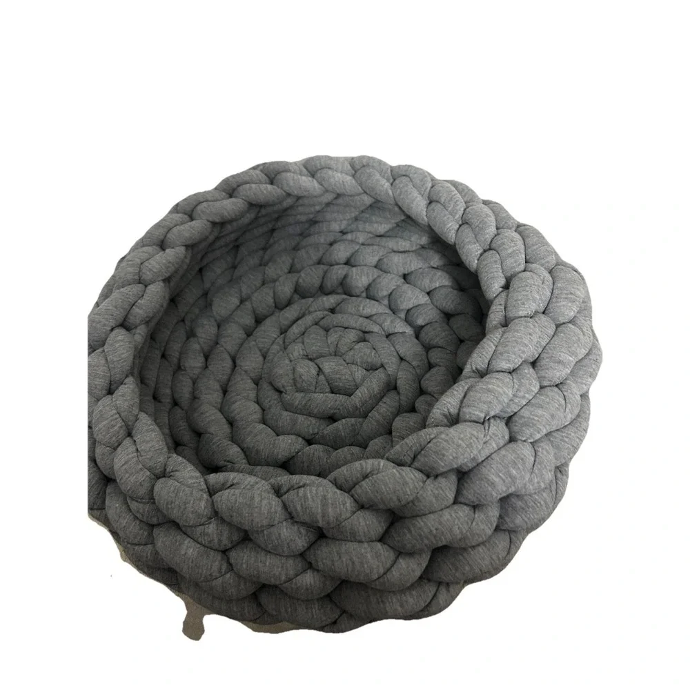 Jupiter Woven Knotted Braided Cat Bed, 16